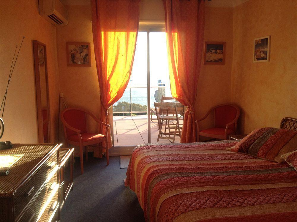 Hotel La Caravelle Фрежюс Экстерьер фото