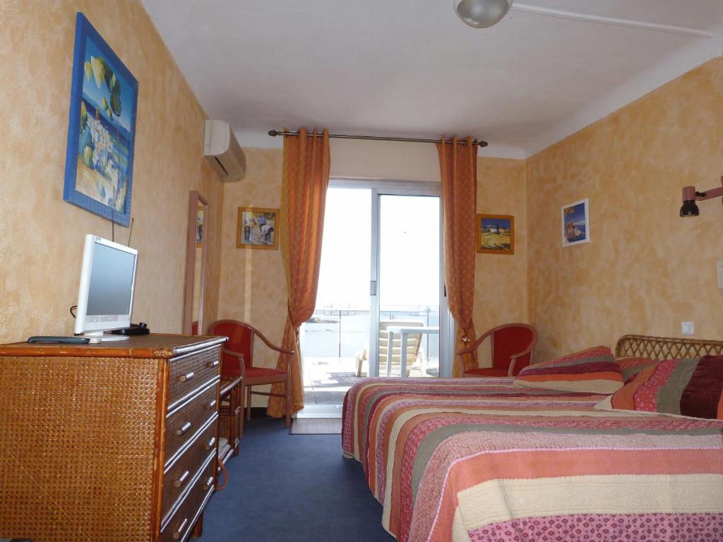 Hotel La Caravelle Фрежюс Номер фото