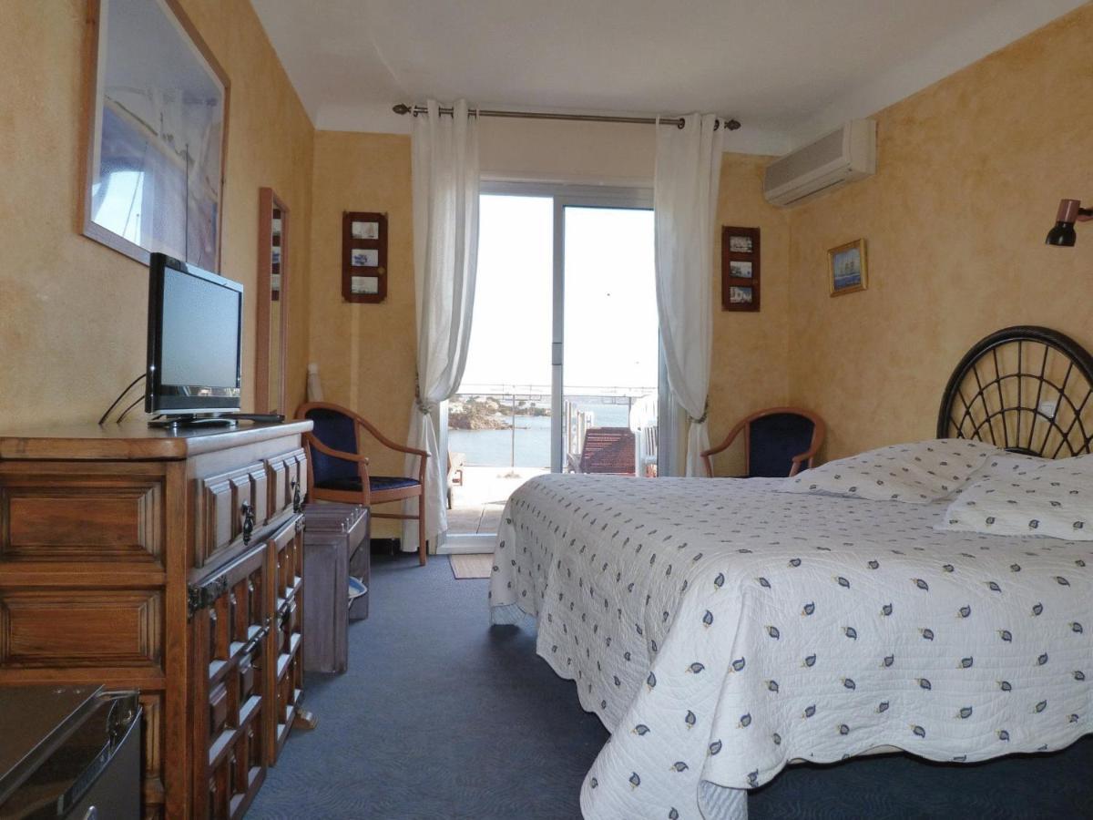 Hotel La Caravelle Фрежюс Номер фото